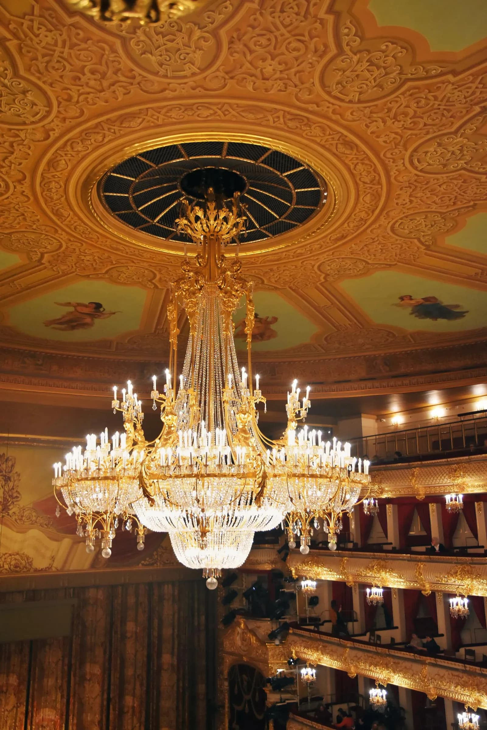 Bolshoi theatre Moscow — lighting design by Jaroslav Bejvl (6)