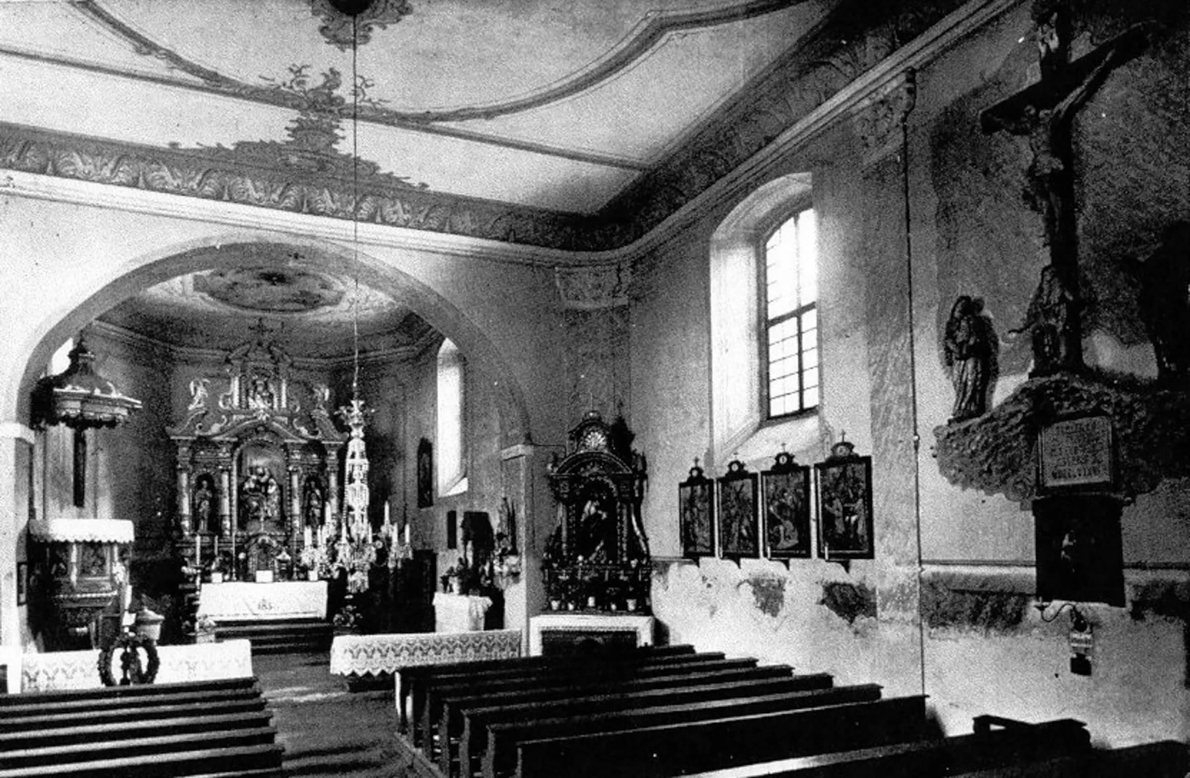 Church of St Anne in Tisa — lighting design by Jaroslav Bejvl (5)
