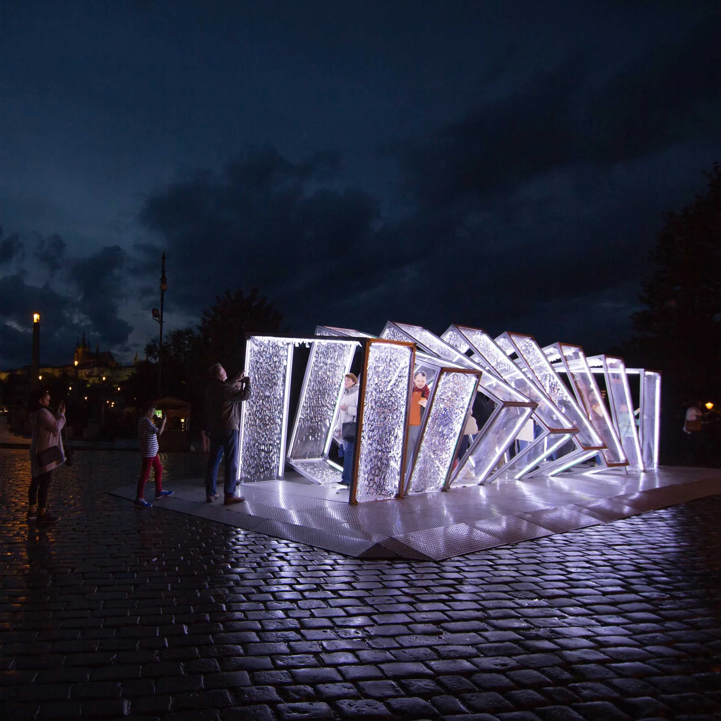 Crystallation — lighting design by Jaroslav Bejvl