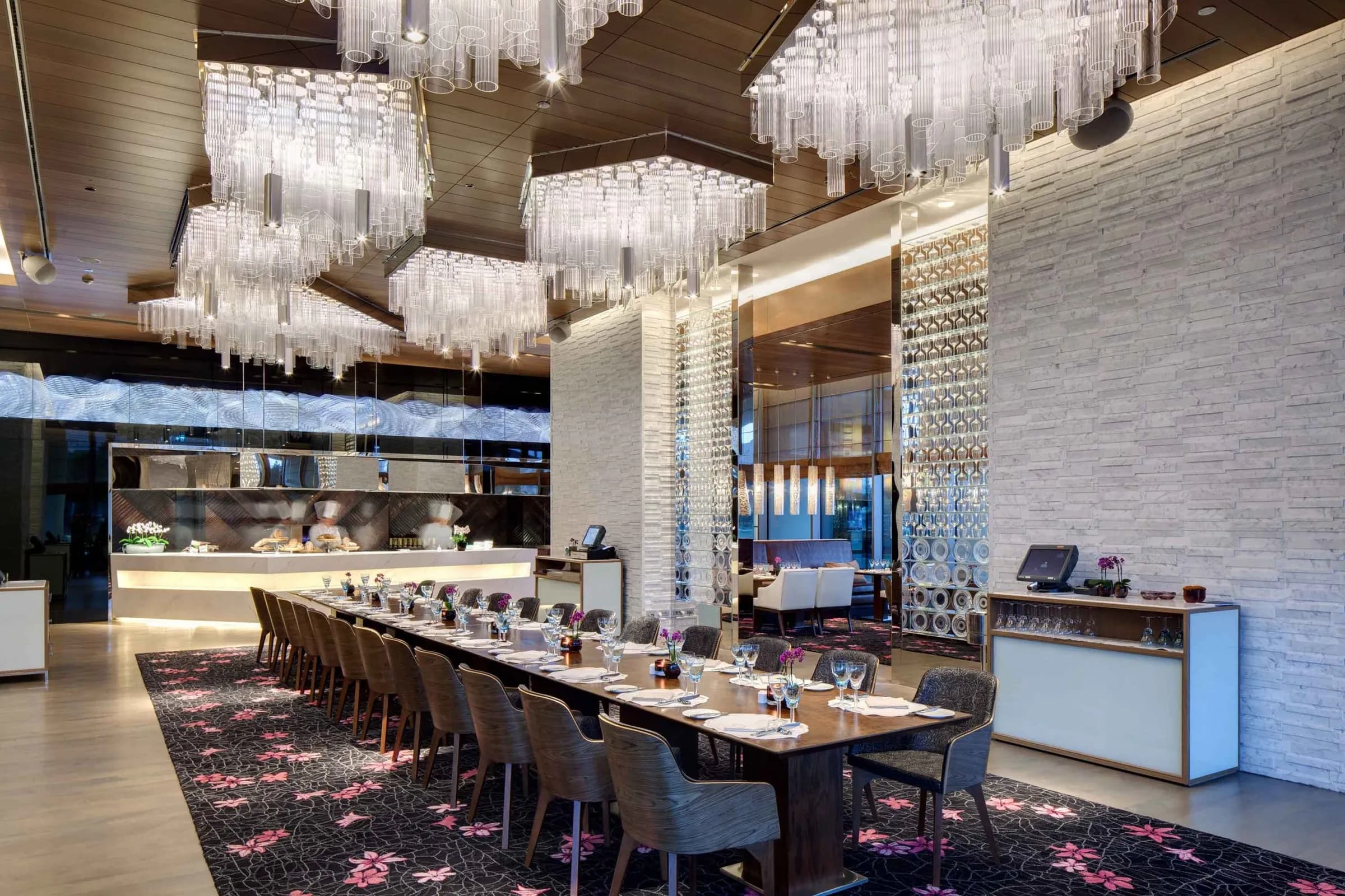 Hotel Raffles Istanbul — lighting design by Jaroslav Bejvl (2)