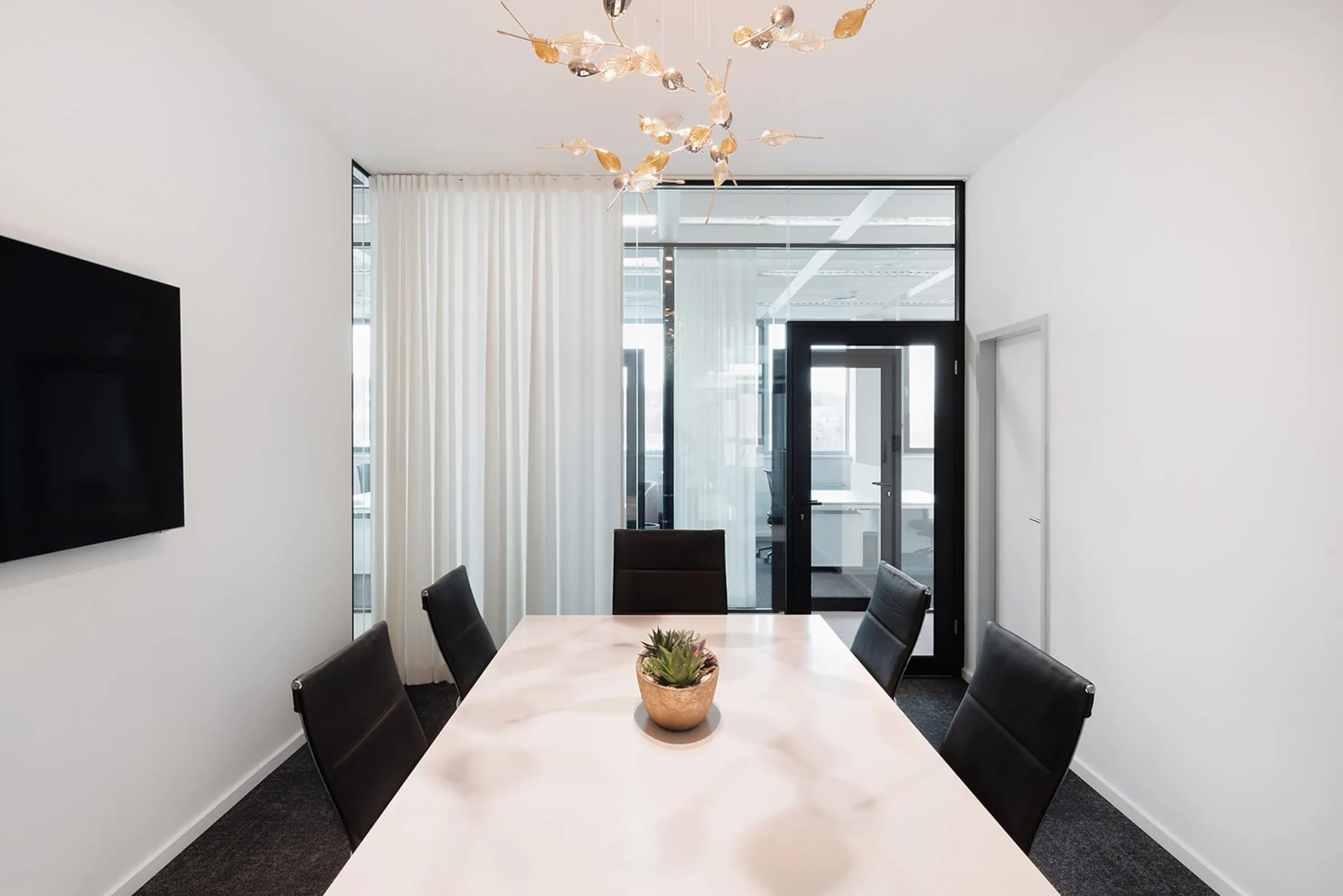 Real Activa — lighting design by Jaroslav Bejvl (4)