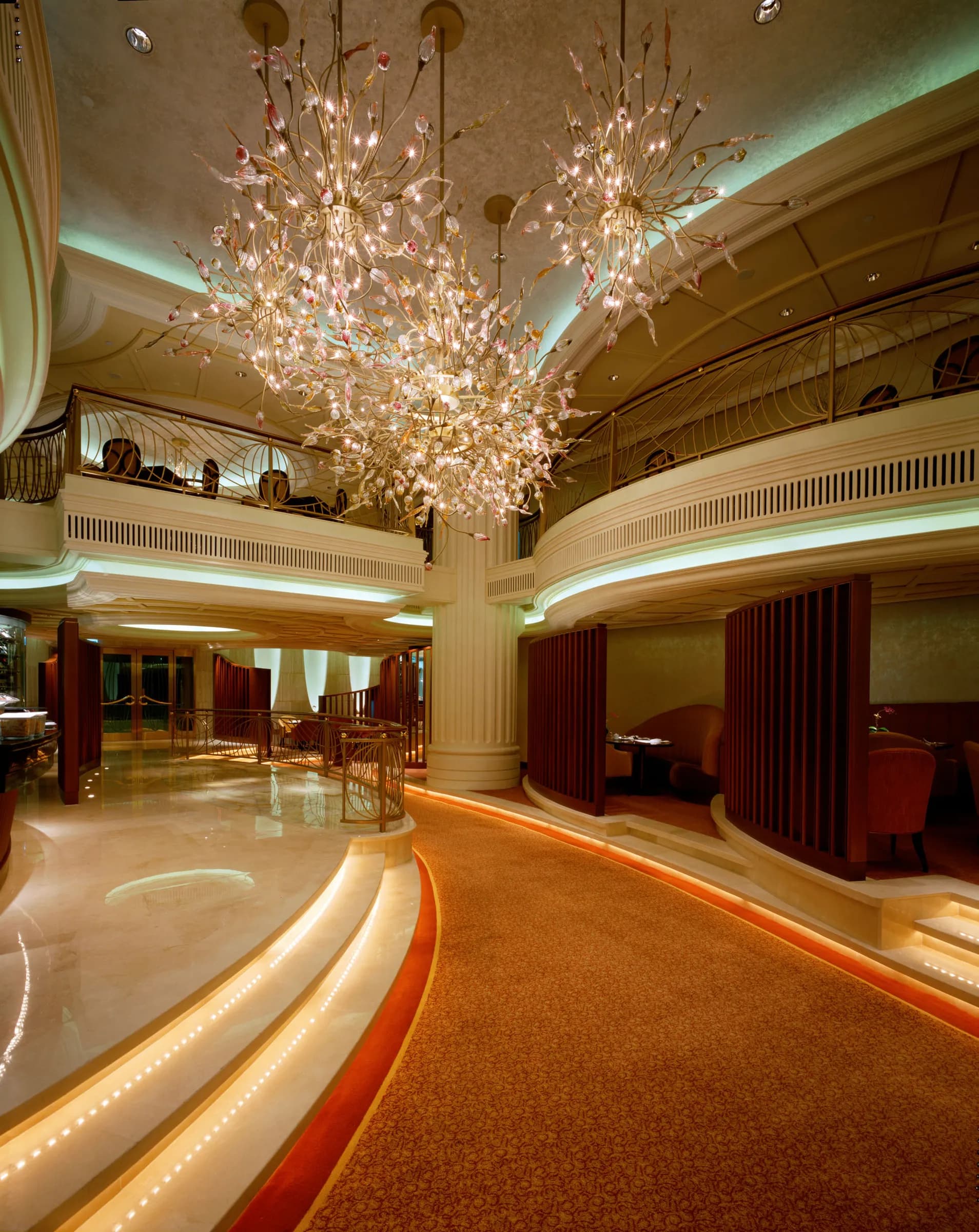 The Ritz-Carlton Hong Kong — lighting design by Jaroslav Bejvl (2)