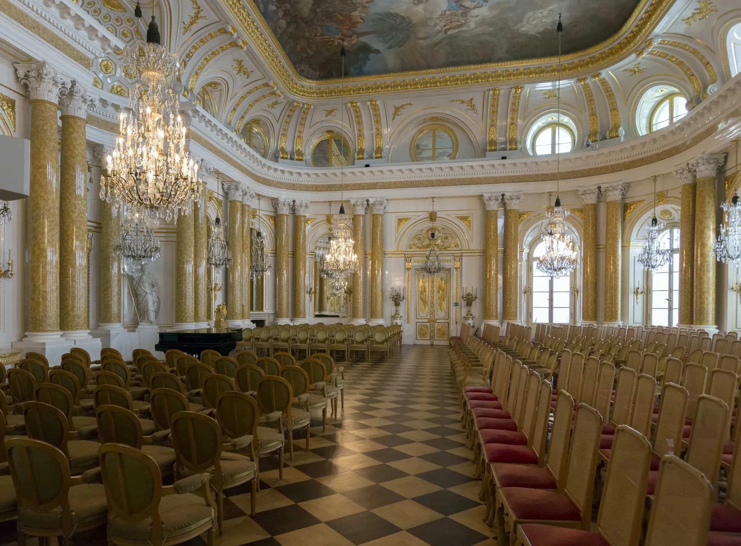Royal Castle Warsaw — lighting design by Jaroslav Bejvl (12)