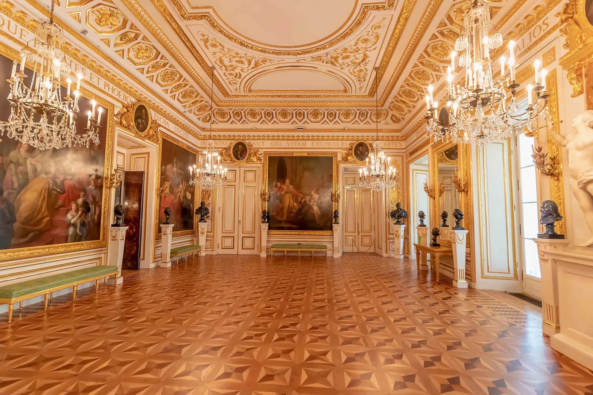 Royal Castle Warsaw — lighting design by Jaroslav Bejvl (11)
