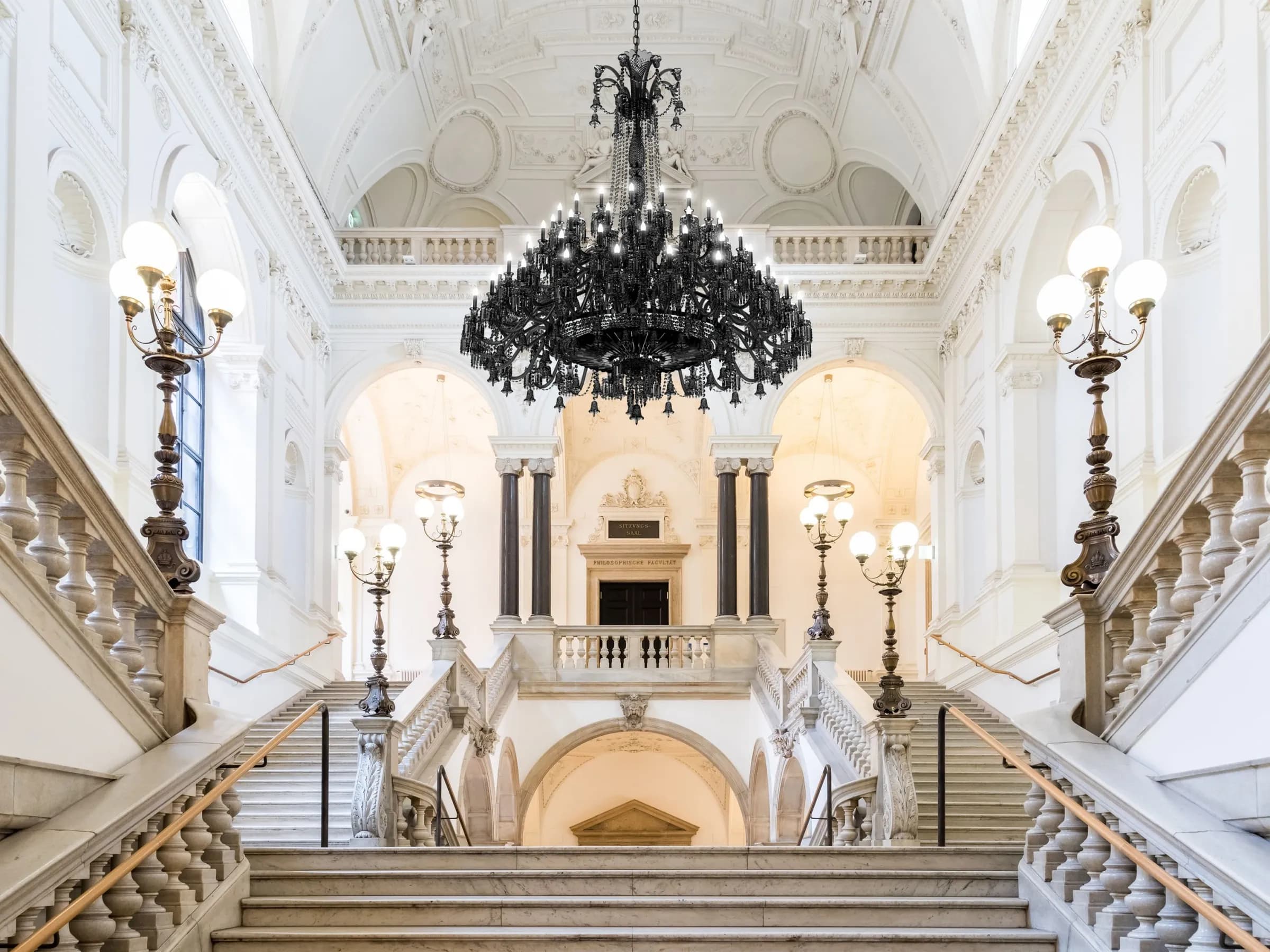 Walter — lighting design by Jaroslav Bejvl (1)